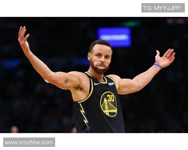 库里在生日之夜创造历史成就成功命中职业生涯第4000个三分球